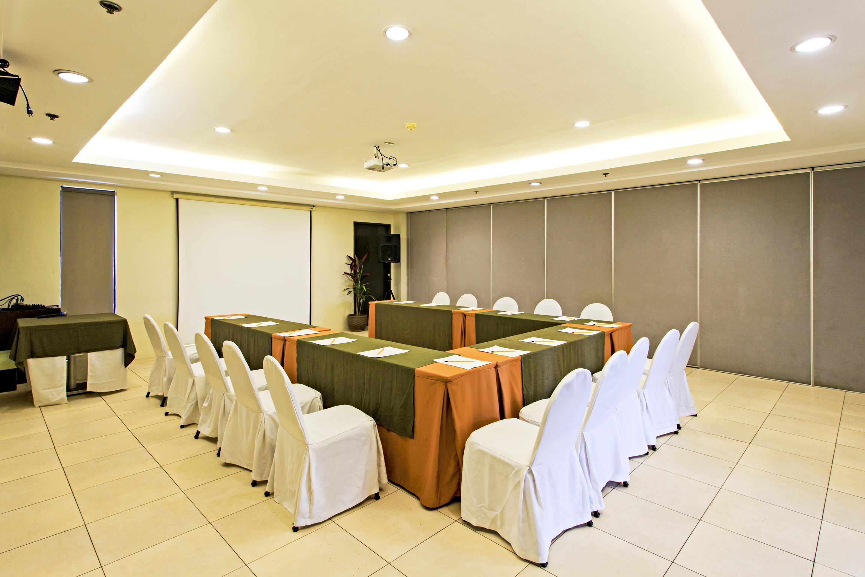 Alpa City Suites Hotel Cebu Dış mekan fotoğraf